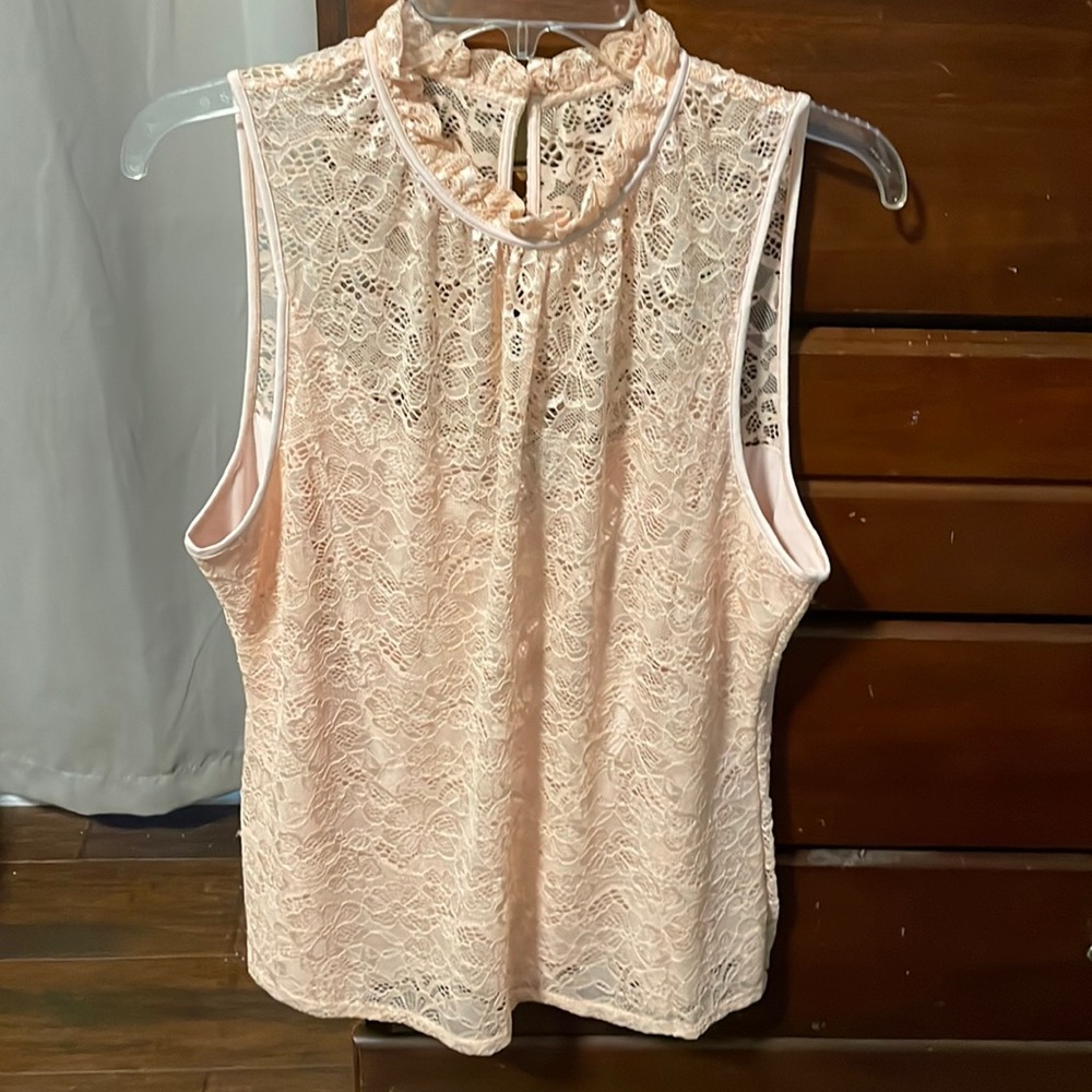 White House Black Market L Pink Lace Ruffle High Neck Lined Shell Blouse